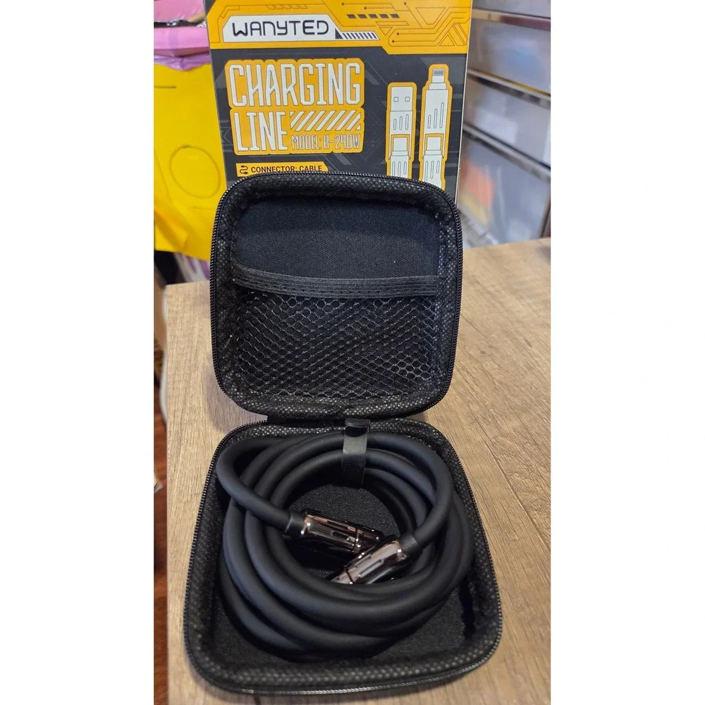 Wanyted 4 in 1 Charging Line 240W 2.0m Type-C Multi Cable K-240W with Case Black